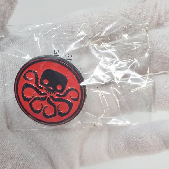Authentic Disney Marvel Funko Hydra Pin - NIP - Picture 1 of 6